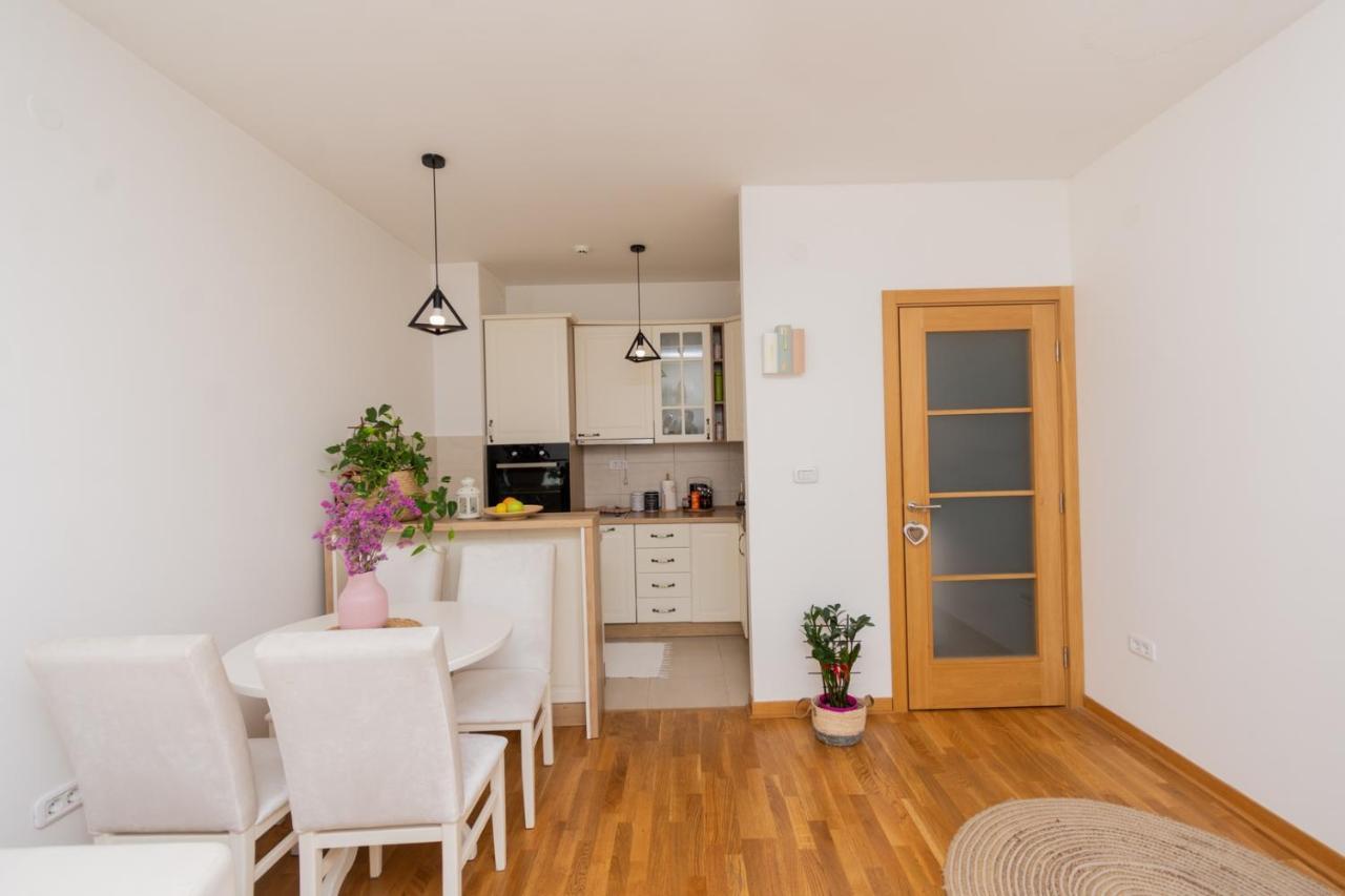 Lux City Apartment With Parking Podgorica Eksteriør bilde